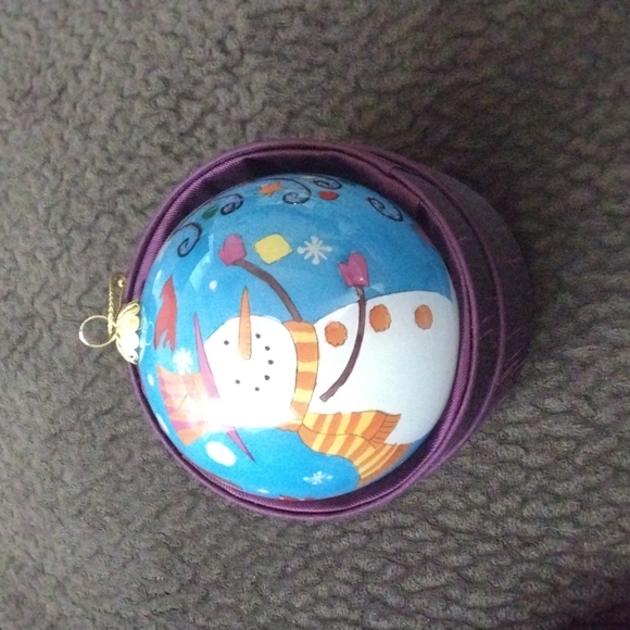 Pier 1 2007 Christmas Ornament blue "Li Bien" Snowmen - Picture 4 of 9